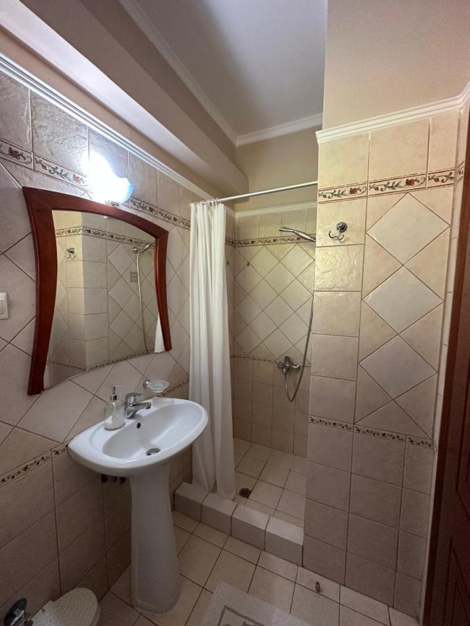 Nisos Family Apartments Yénion المظهر الخارجي الصورة